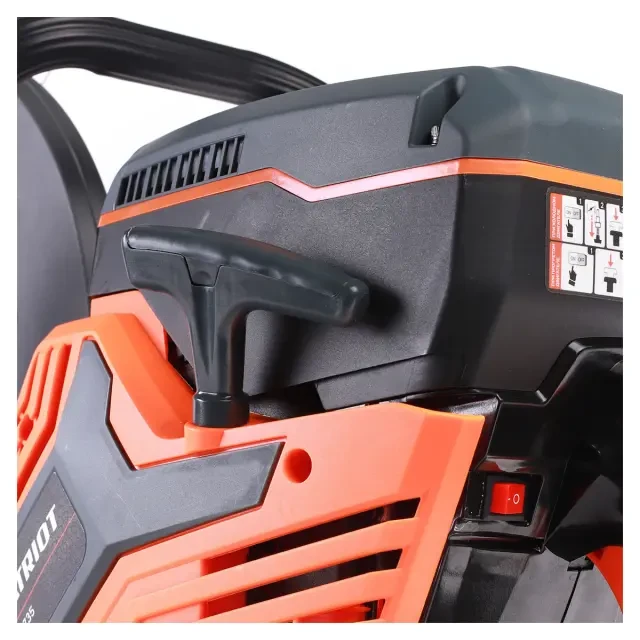 Бензорез Patriot DSG 735C в кейсе Бензорез Patriot DSG 735C в кейсе